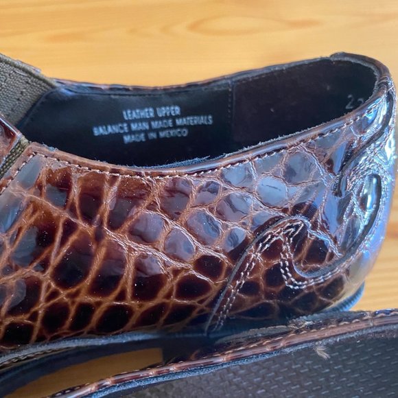 Dingo Women’s Pointed Toe Size 7.5 M - Picture 10 of 13